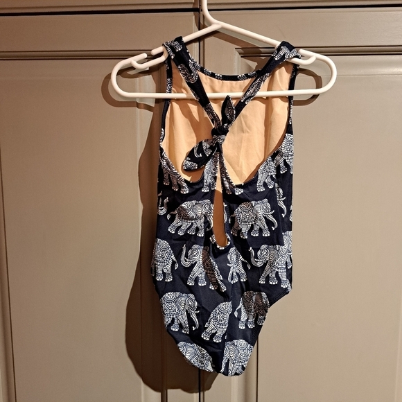 Crewcuts elephant design size 4-5, 1 piece swim suit New - Picture 3 of 5